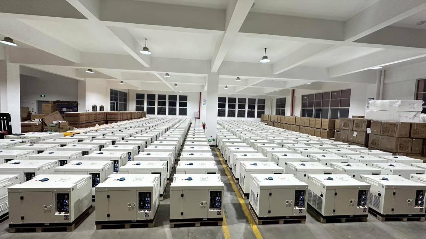 Real factory stock of compact silent generators for hotel and commercial buyers